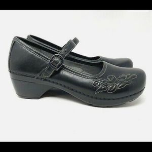 Dansko practically brand new! Savannah Black Embossed Leather Mary Jane Clogs